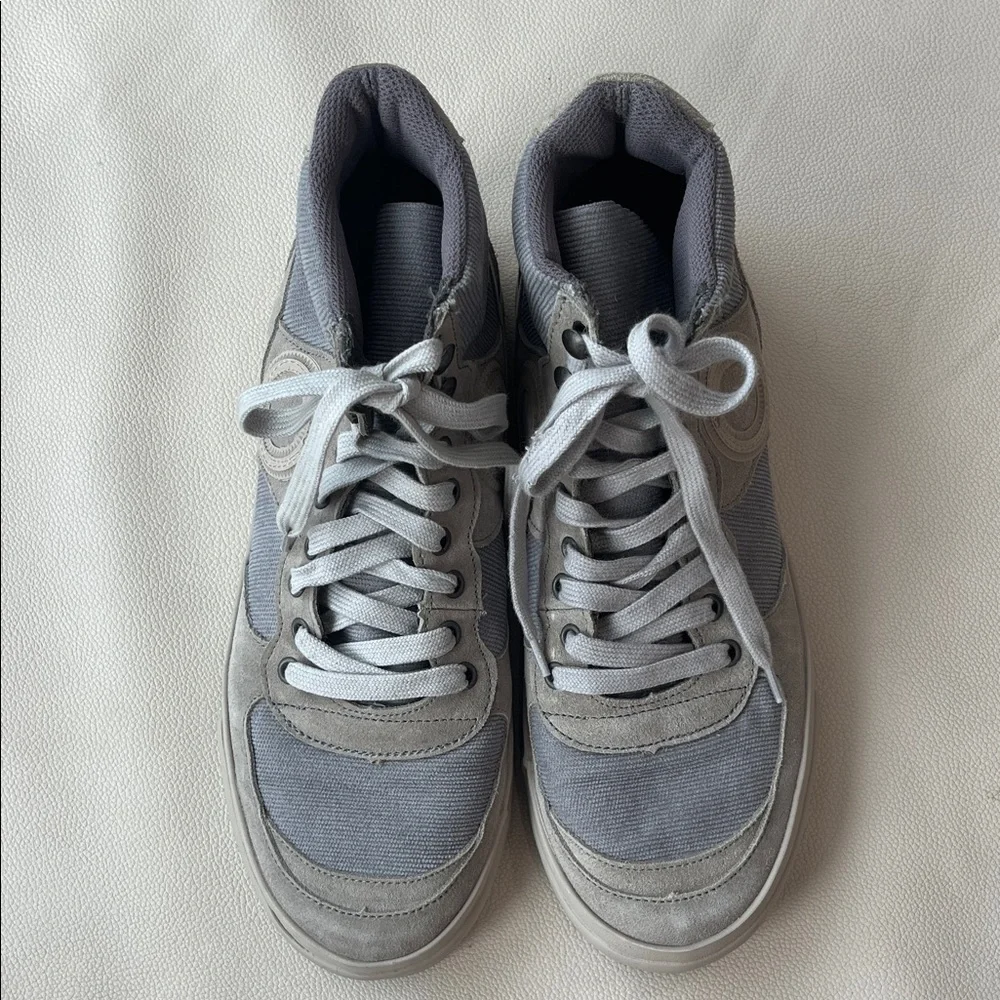 ARO unisex high top sneakers in grey/light grey, NWOT, size EU41